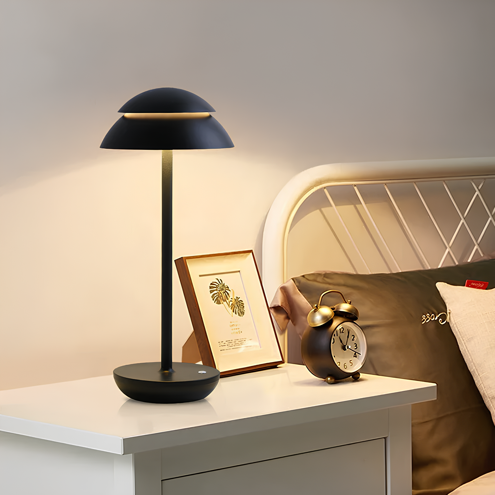 Halo Cordless Slim Table Lamp