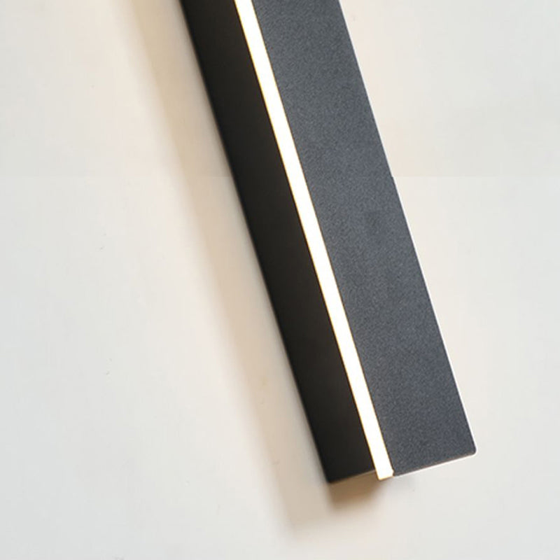Atlas Slim Linear Outdoor Wall Light