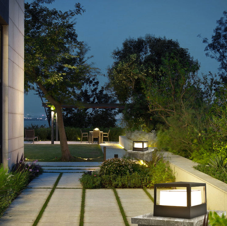 Atlas Geometric Block Path Light