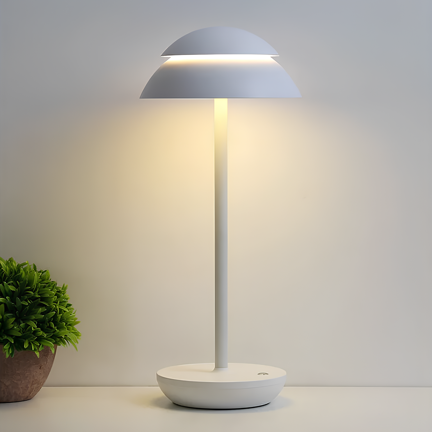 Halo Cordless Slim Table Lamp
