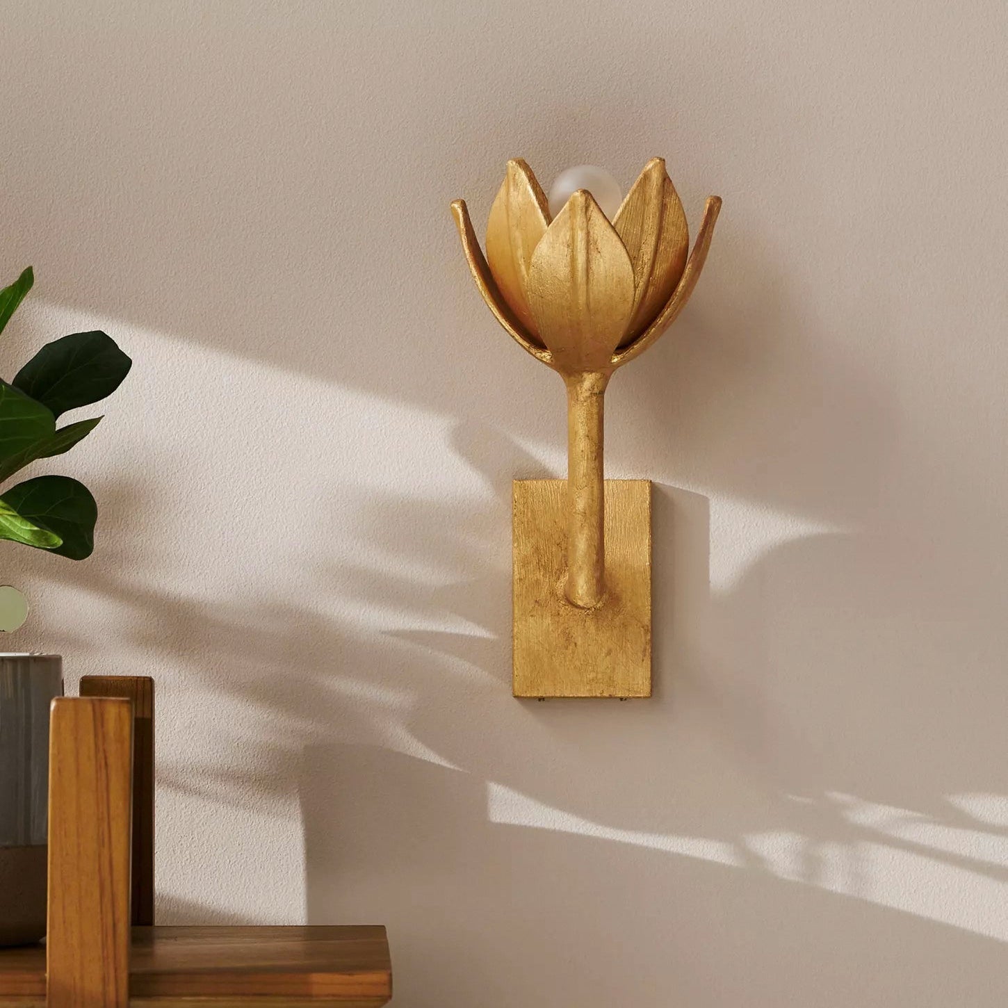 Wren Floral Sculptural Wall Sconce