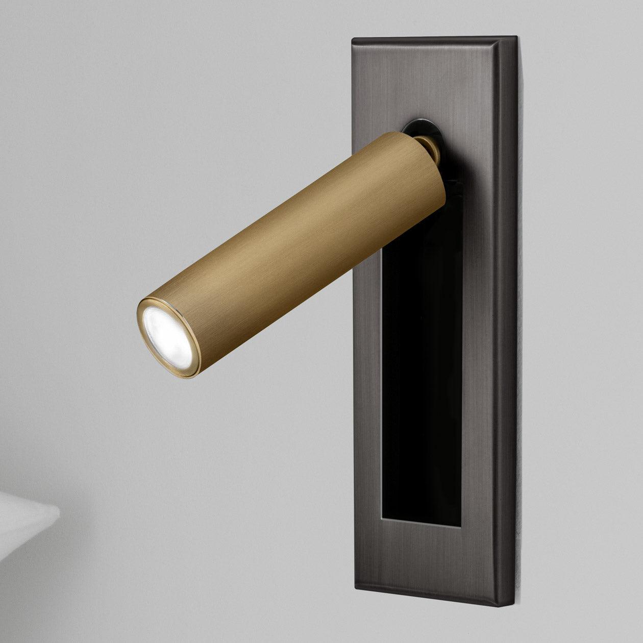 Wren Pull Out Bedside Wall Sconce