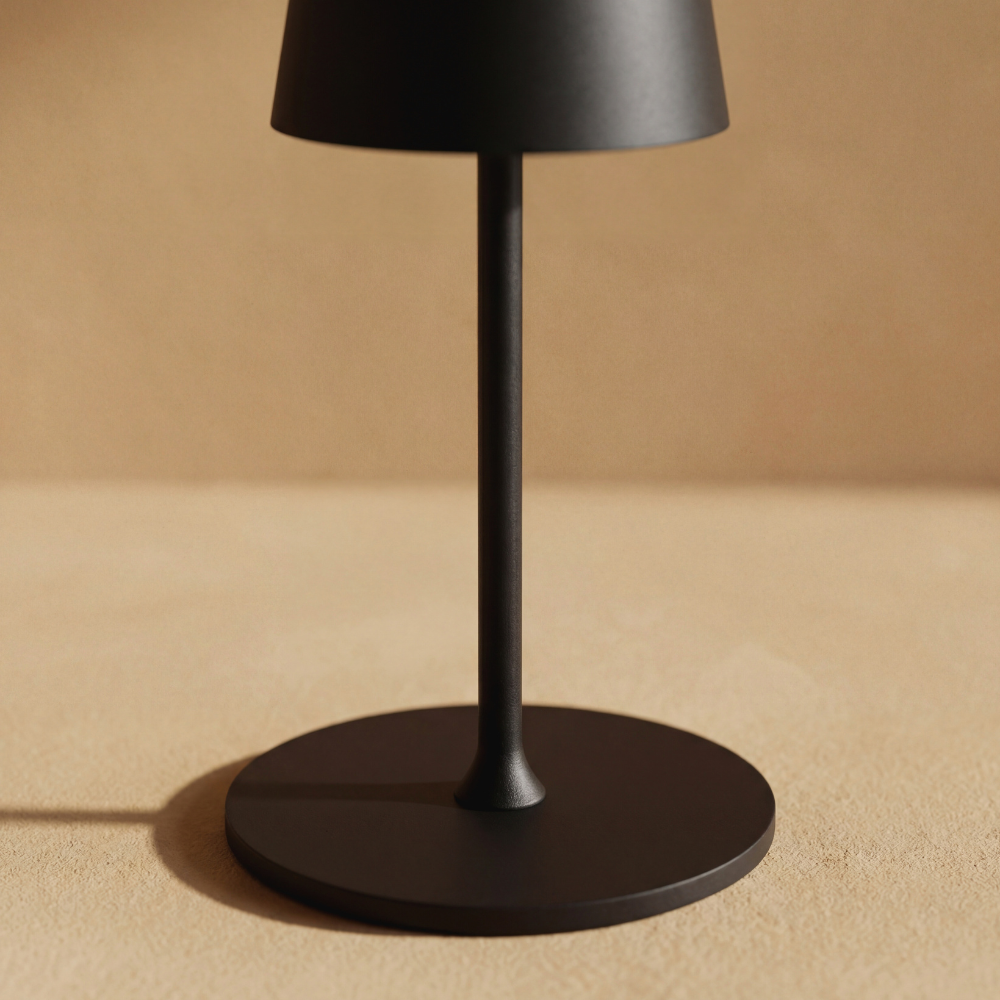 Linnea Cordless Table Lamp